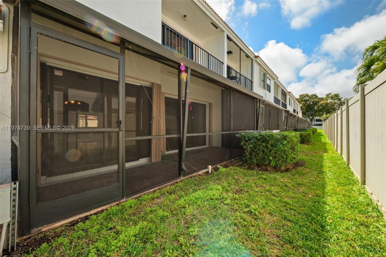 21190 Mainsail Cir, Unit 17A, Aventura, FL 33180 Photo