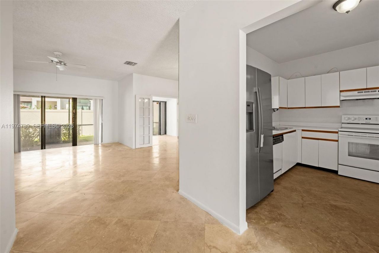 21190 Mainsail Cir, Unit 17A, Aventura, FL 33180 Photo