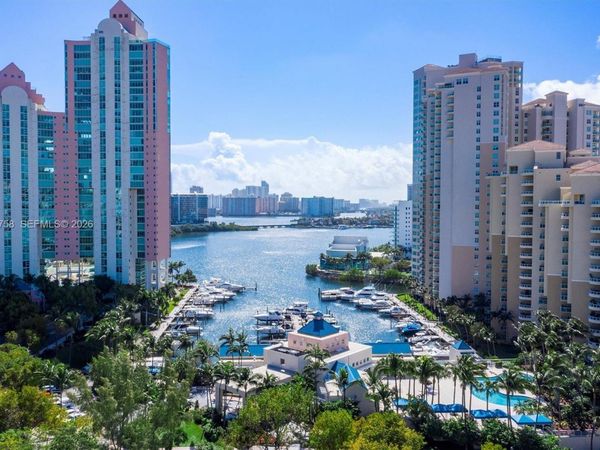 3340 NE 190th St , Unit 1808, Aventura, FL 33180