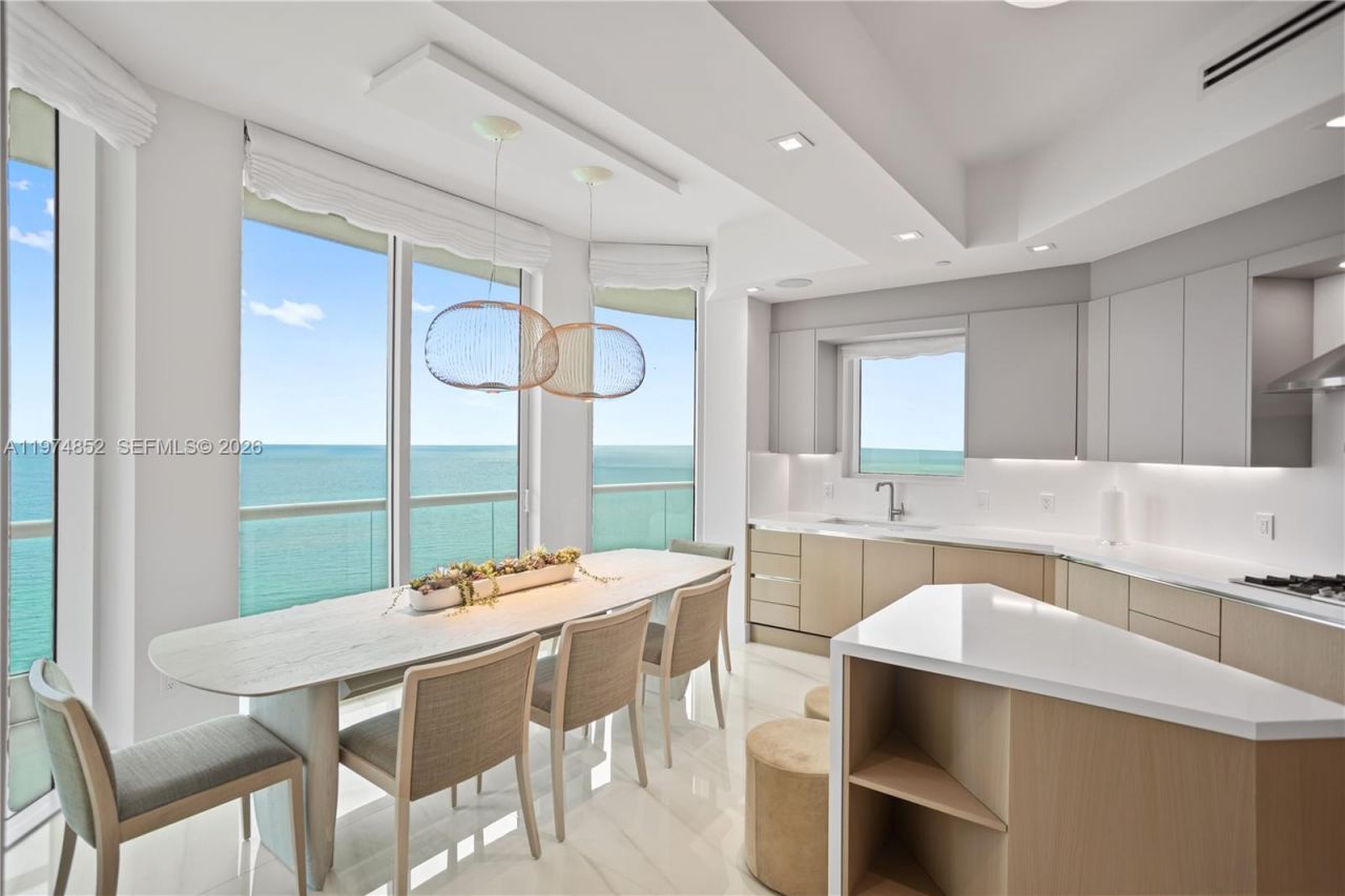 16051 Collins Ave , Unit 3202, Sunny Isles Beach, FL 33160 Photo