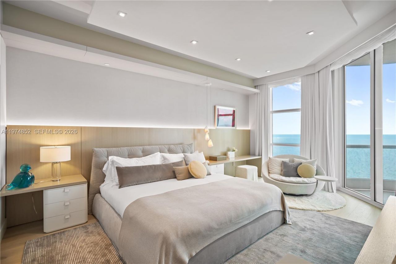 16051 Collins Ave , Unit 3202, Sunny Isles Beach, FL 33160 Photo