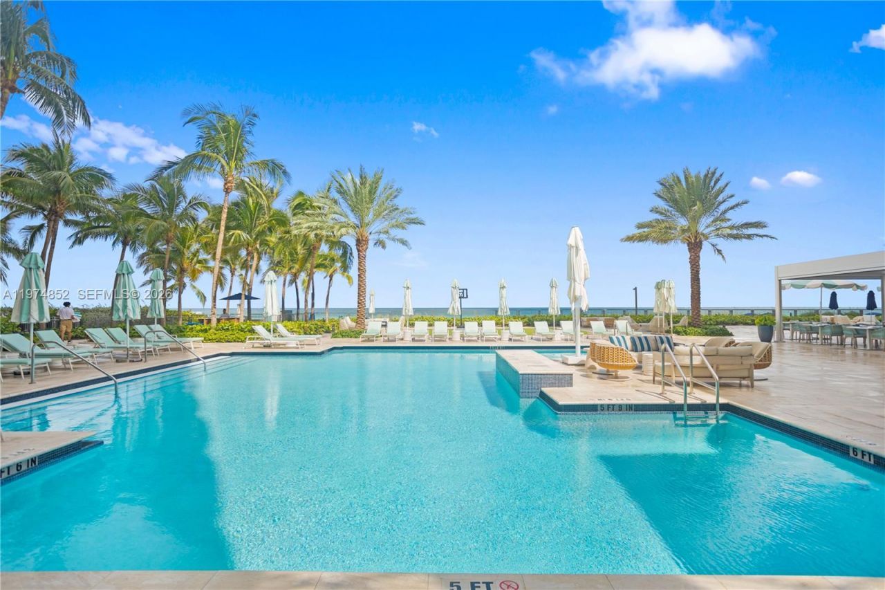 16051 Collins Ave , Unit 3202, Sunny Isles Beach, FL 33160 Photo