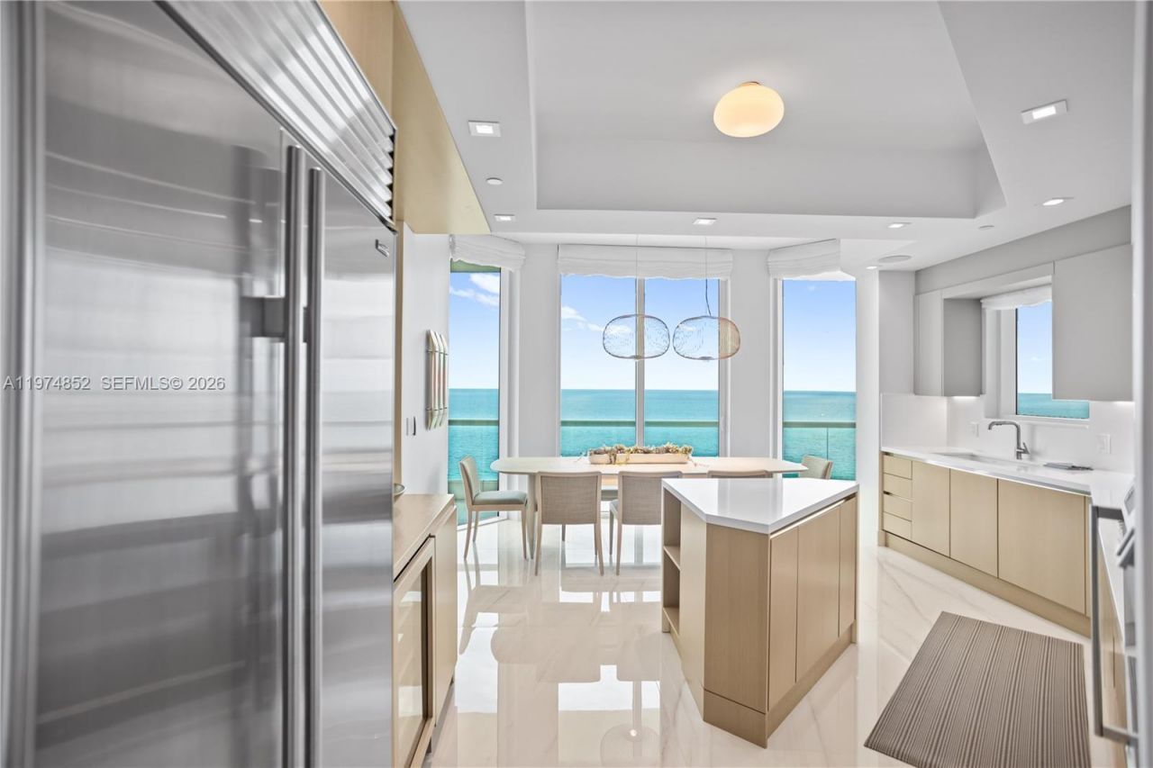 16051 Collins Ave , Unit 3202, Sunny Isles Beach, FL 33160 Photo