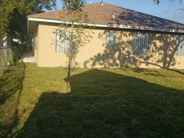 Unit 440, Miami, FL 33150