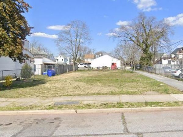 18 E POWELL STREET , MILLVILLE, NJ 08332