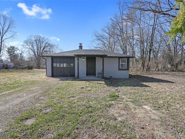 6 Irma Lane, Fairview Heights, IL 62208