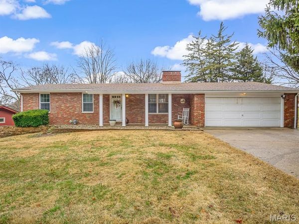 115 Westridge Drive, Collinsville, IL 62234