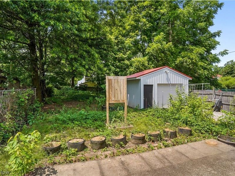 4144 Helena Avenue , Youngstown, OH 44512 Photo 24