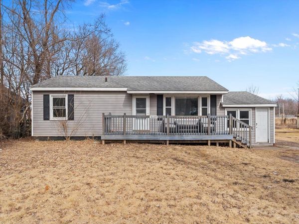 3229 66th Avenue , Moline, IL 61265