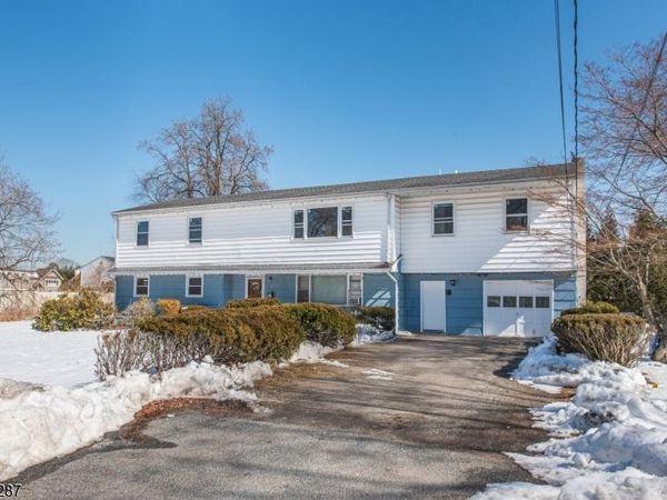 10 Cardinal Ln, Lincoln Park, NJ 07035