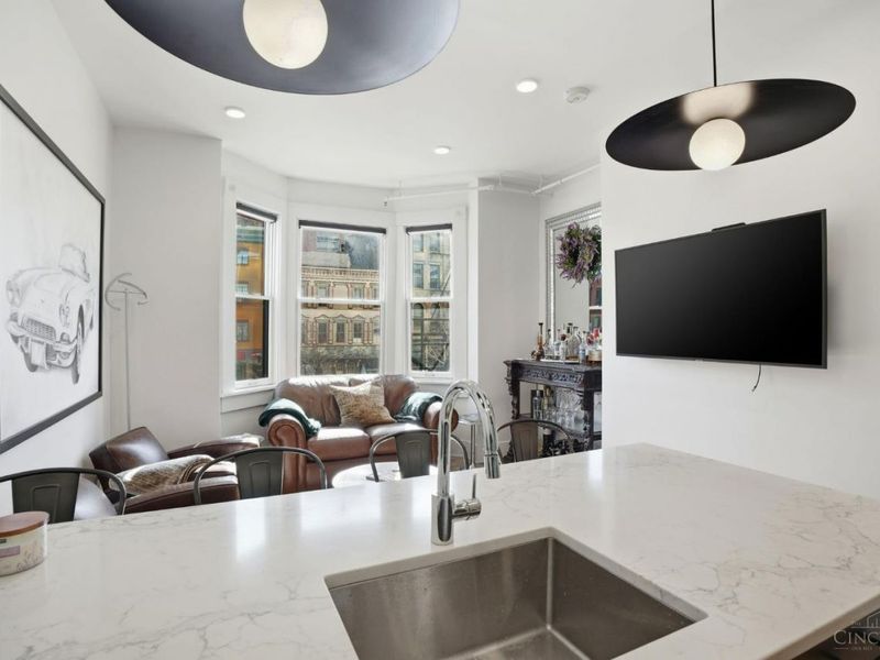 32 E Court Street, Unit 204, Cincinnati, OH 45202 Photo 12