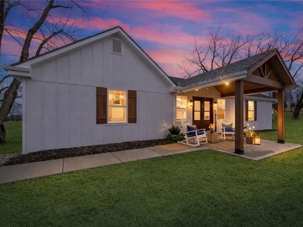 17391 State Route 371 Highway, Faucett, MO 64448