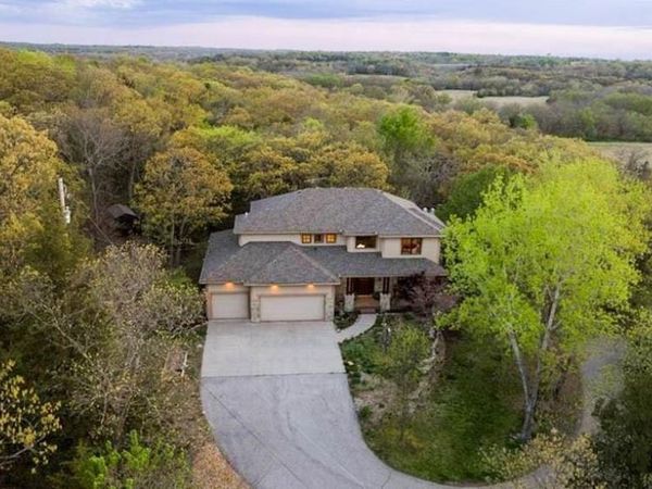 28511 W 88th Street, De Soto, KS 66018