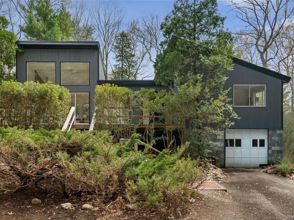 5 Cattalo Circle, East Hampton, NY 11937