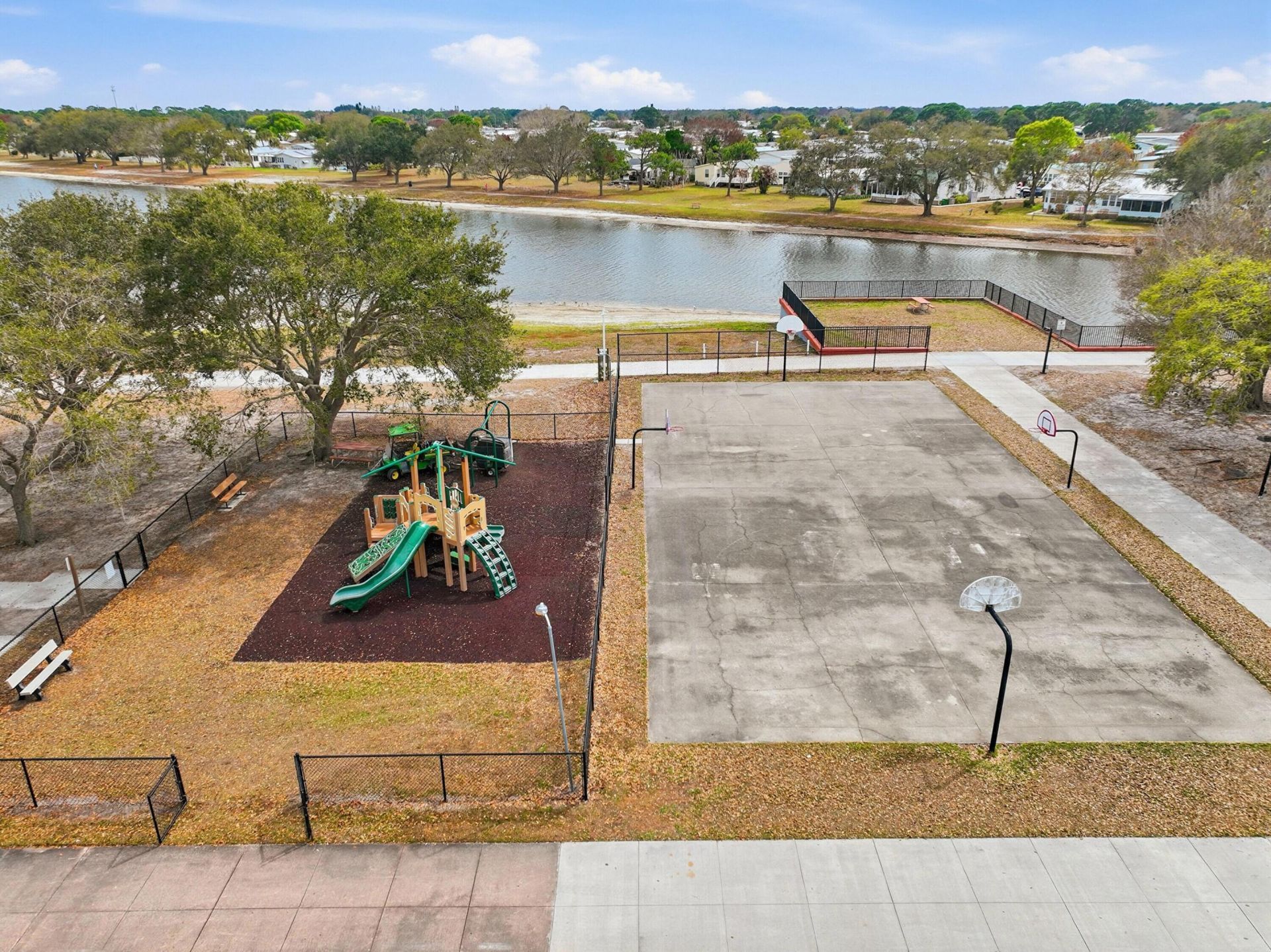 566 Dolphin Circle, Barefoot Bay, FL 32976 Photo