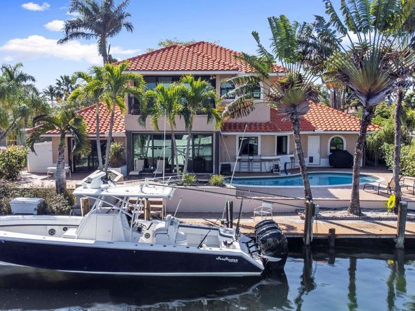 2865 NE 19th St, Pompano Beach, FL 33062