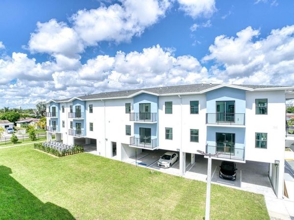 2701 SW 4th Place, Fort Lauderdale, FL 33312