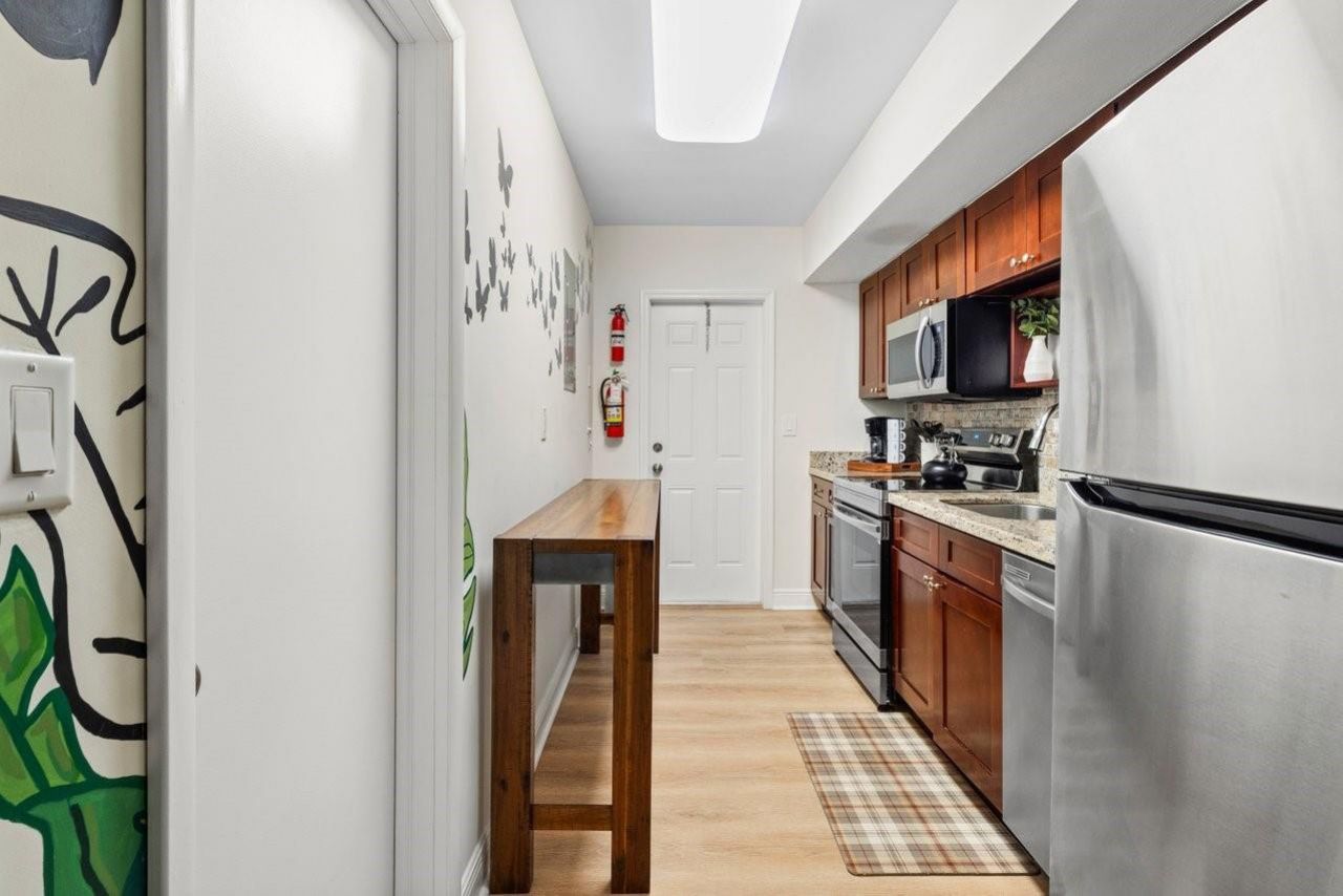 617 NE 9th Avenue, Unit 72, Fort Lauderdale, FL 33304 Photo