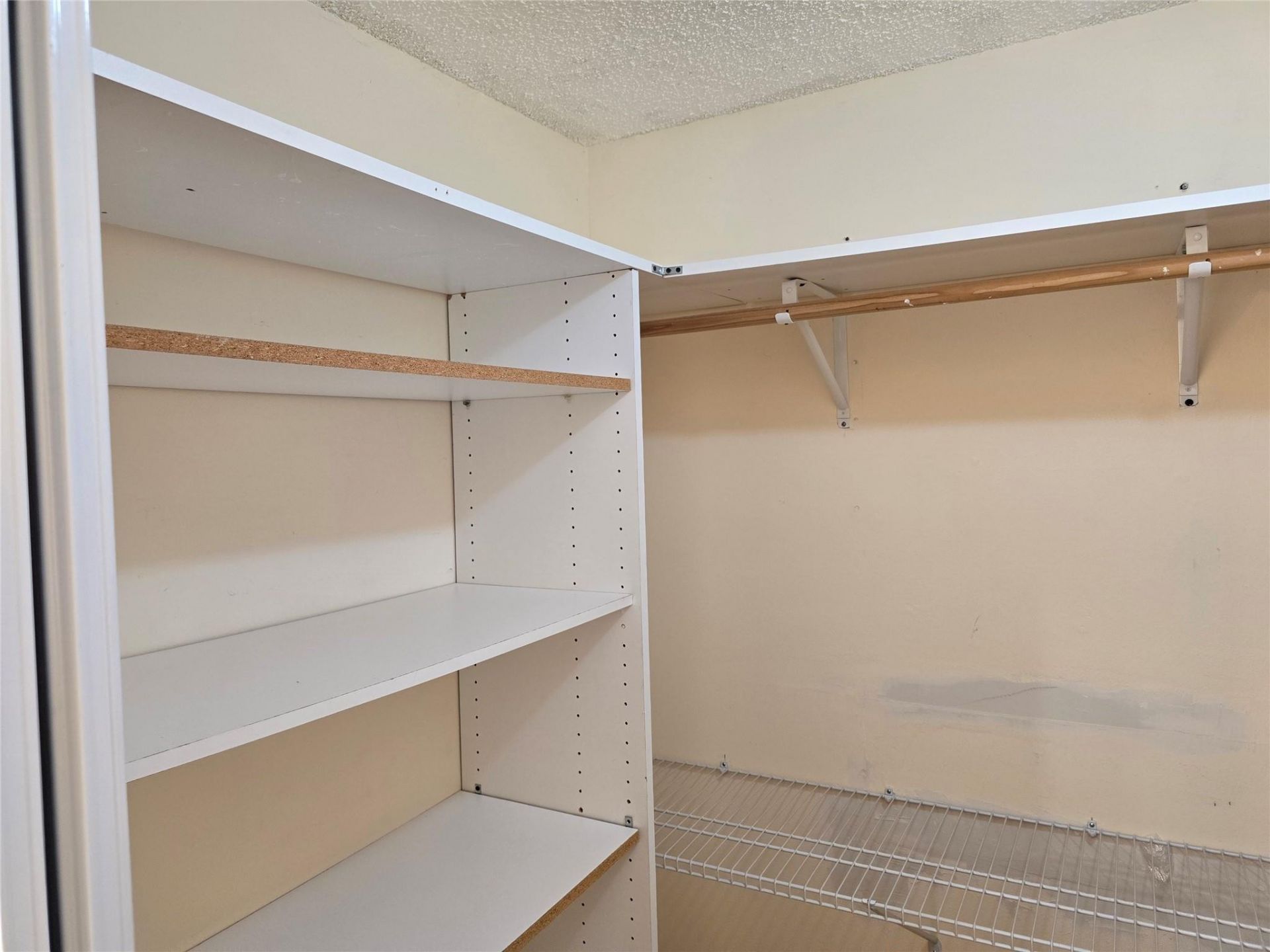 4049 N Carambola Circle, Unit 4049, Pompano Beach, FL 33066 Photo