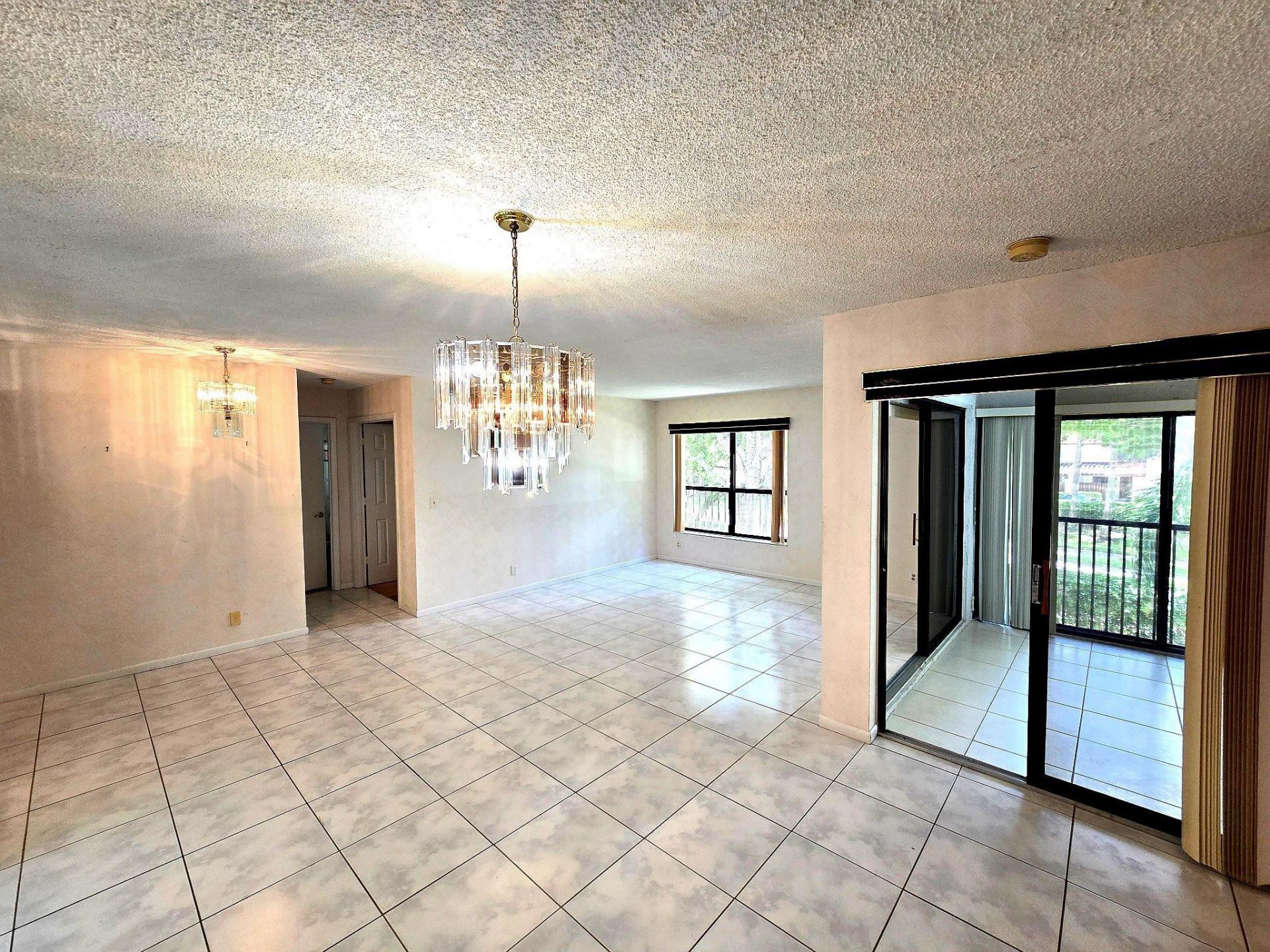 4049 N Carambola Circle, Unit 4049, Pompano Beach, FL 33066 Photo