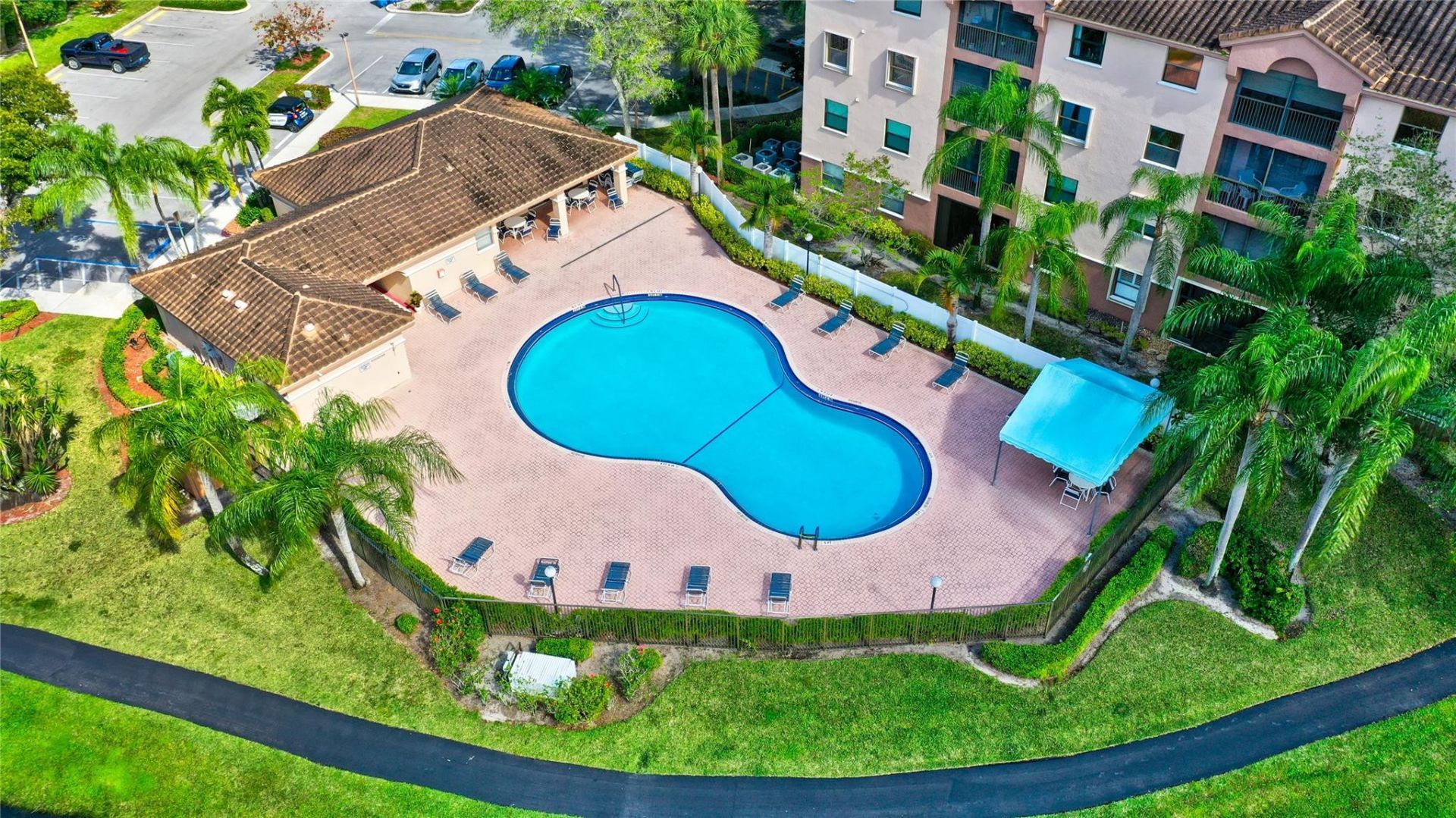 4049 N Carambola Circle, Unit 4049, Pompano Beach, FL 33066 Photo