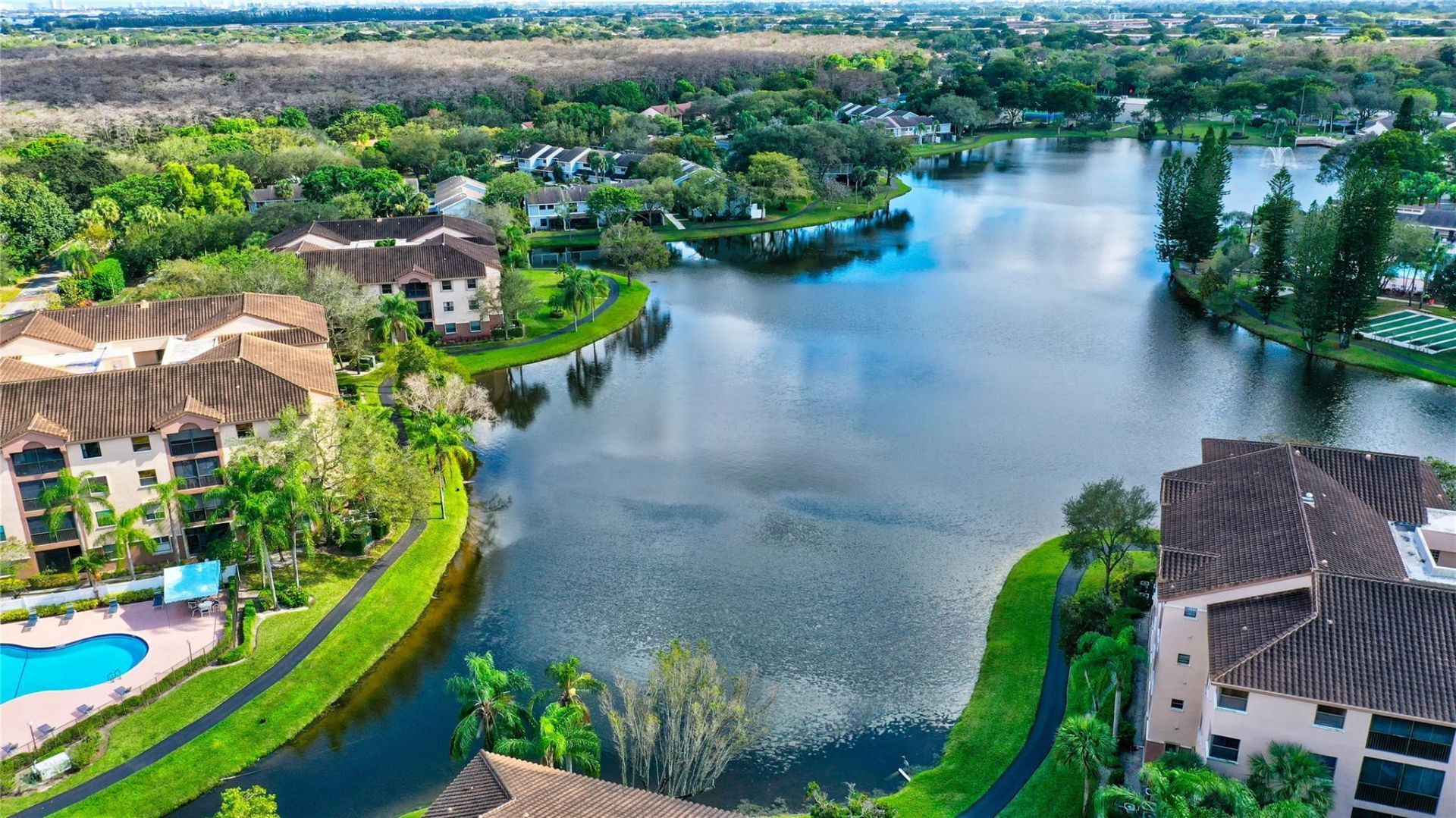 4049 N Carambola Circle, Unit 4049, Pompano Beach, FL 33066 Photo