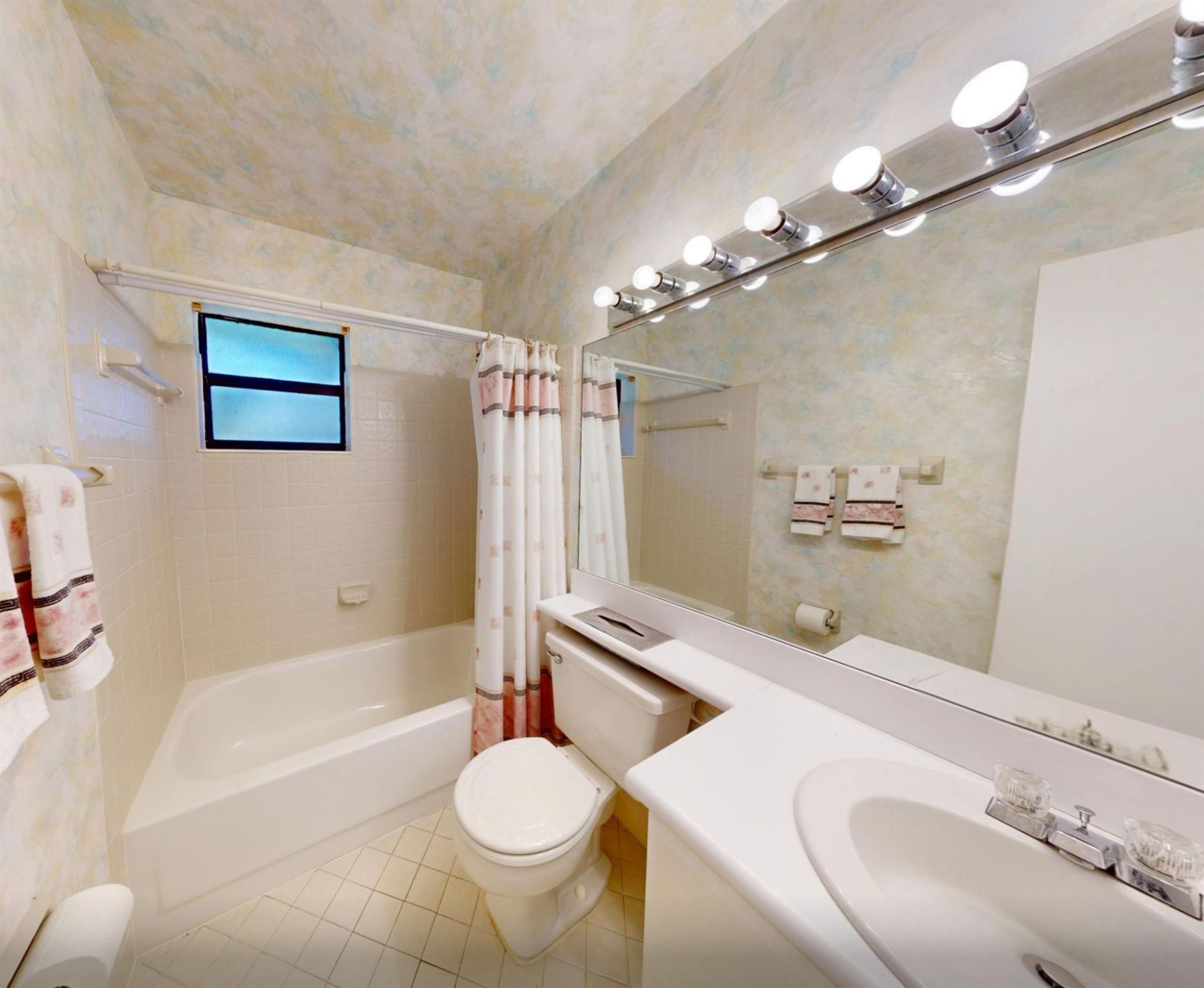 4049 N Carambola Circle, Unit 4049, Pompano Beach, FL 33066 Photo