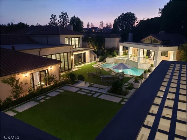 4 Inverness Lane, Newport Beach, CA 92660
