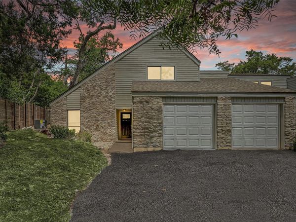 6004 Shadow Valley CV , Unit B, Austin, TX 78731