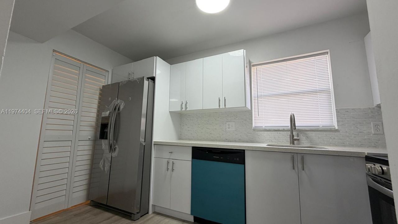 237 Lake Frances Dr, Unit 237, West Palm Beach, FL 33411 Photo