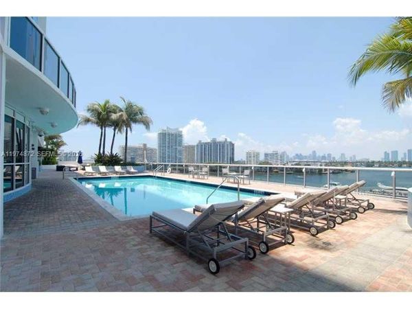 1800 SUNSET HARBOUR DR , Unit 811, Miami Beach, FL 33139