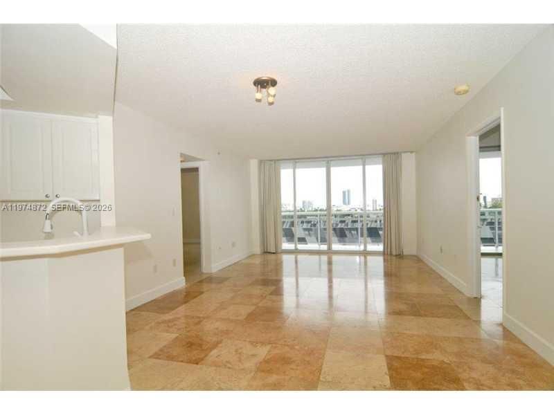1800 Sunset Harbour Dr , Unit 811, Miami Beach, FL 33139 Photo