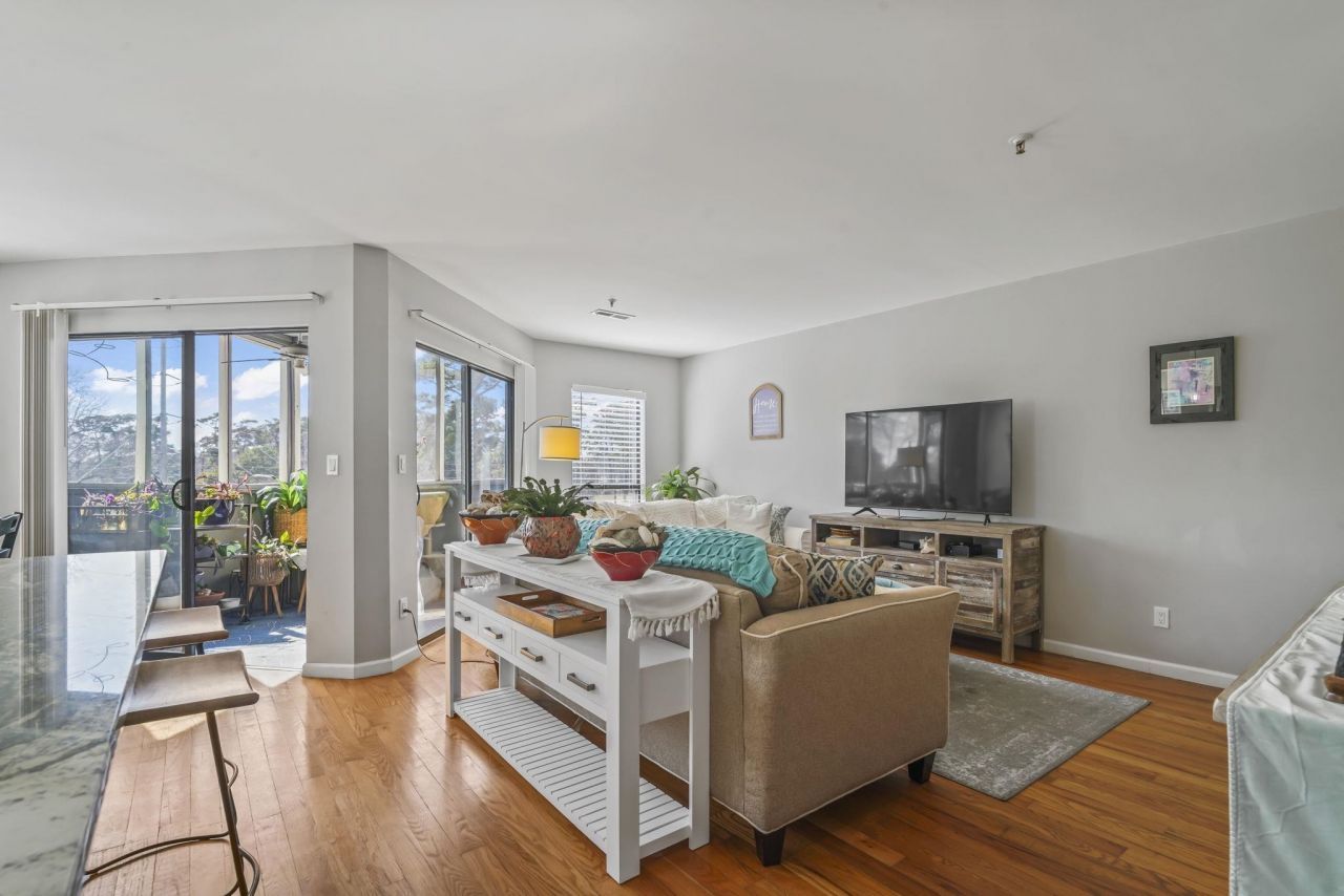 1101 Possum Trot Rd.  Photo 22