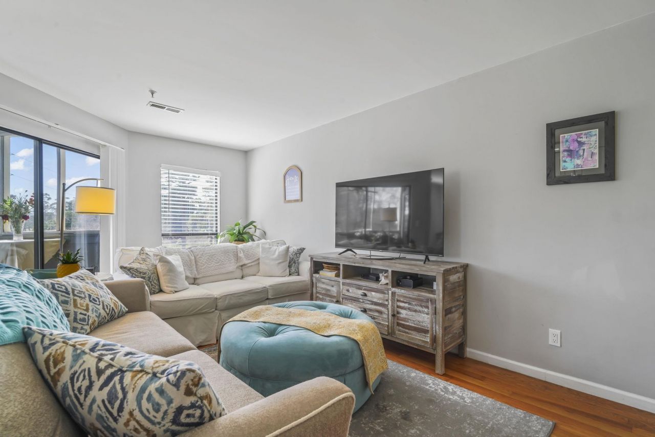 1101 Possum Trot Rd.  Photo 23