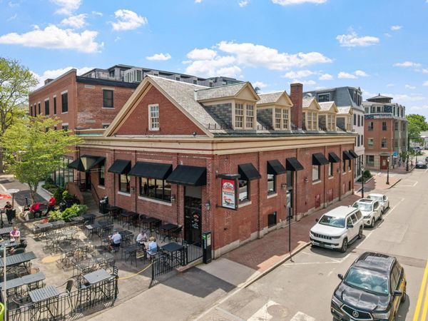 172 Hanover Street, Portsmouth, NH 03801