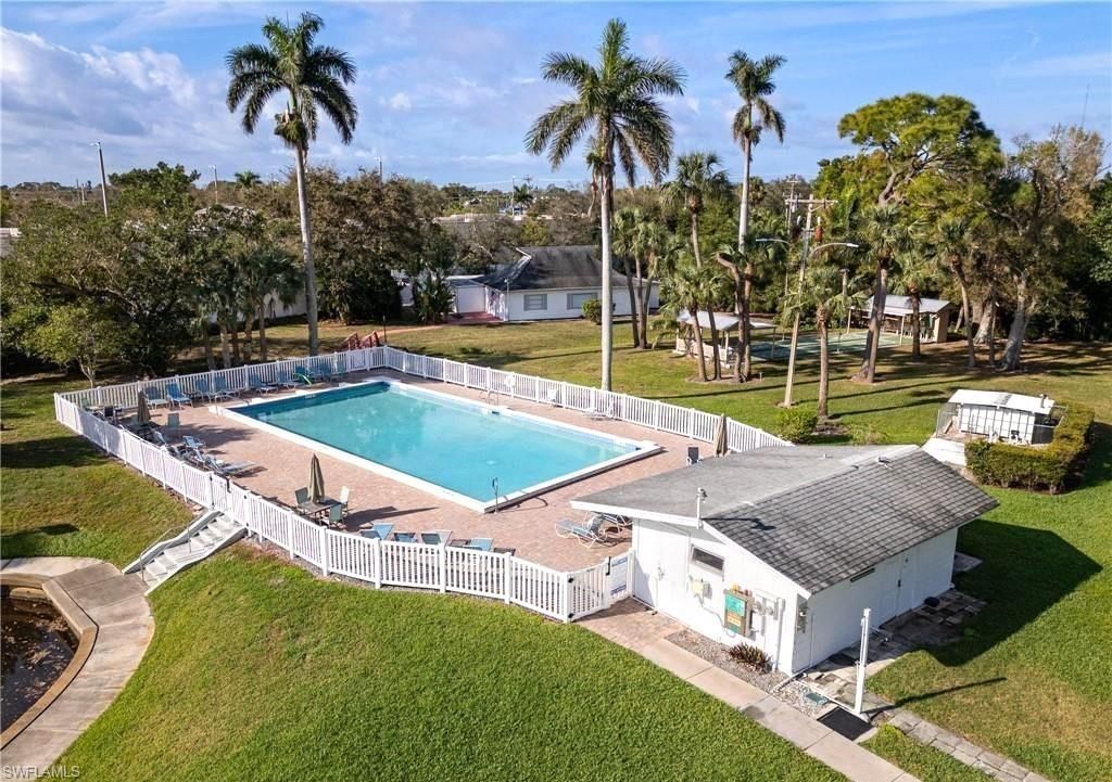 1407 Tropic Ter, North Fort Myers, FL 33903 Photo