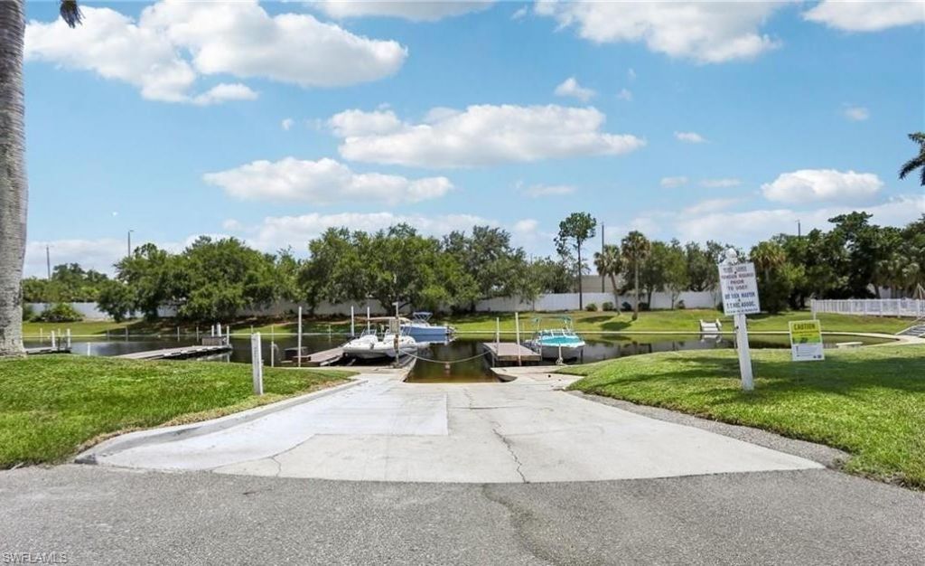 1407 Tropic Ter, North Fort Myers, FL 33903 Photo