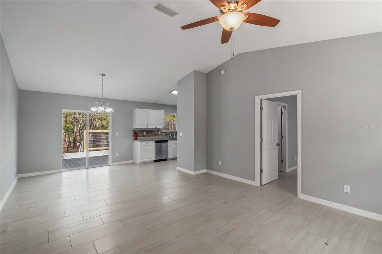 20687 SW 59th Lane , Dunnellon, FL 34431 Photo