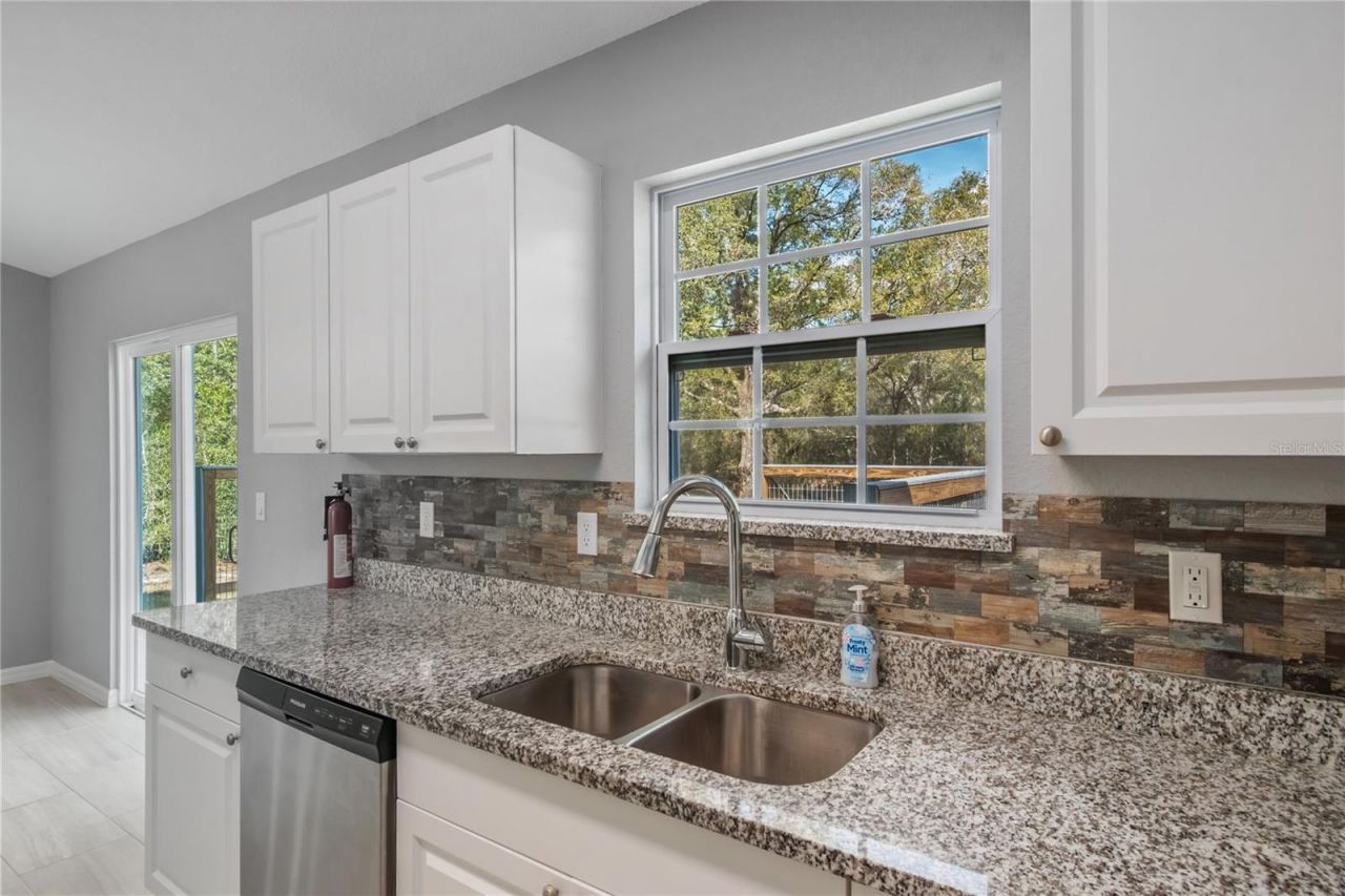 20687 SW 59th Lane , Dunnellon, FL 34431 Photo