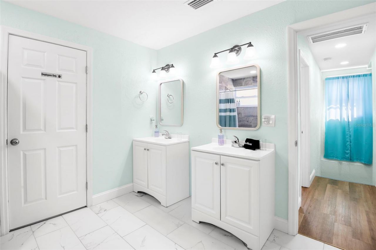 1613 N Martin Luther King Jr Avenue, Clearwater, FL 33755 Photo