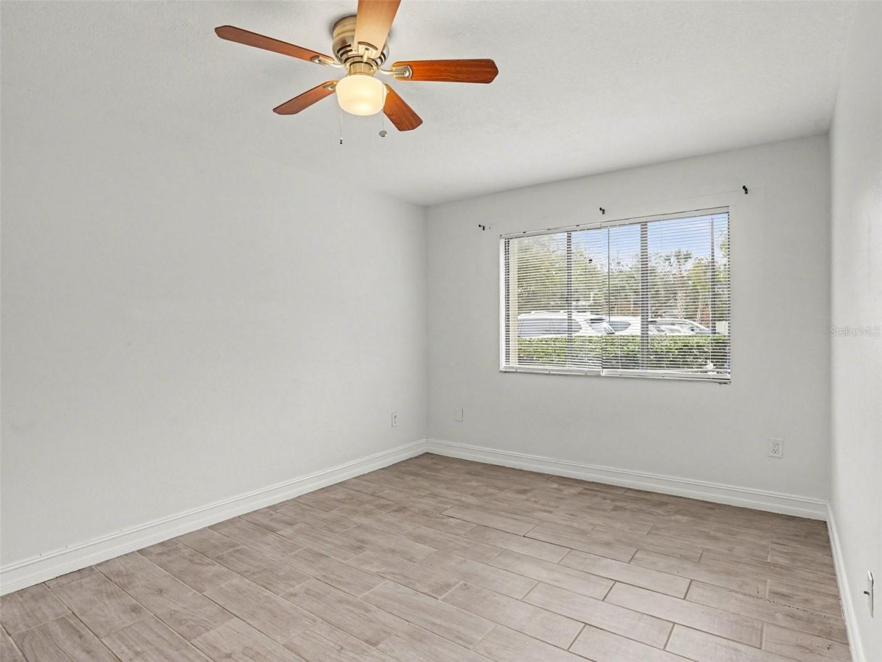 3288 S Semoran Boulevard , Unit 14, Orlando, FL 32822 Photo