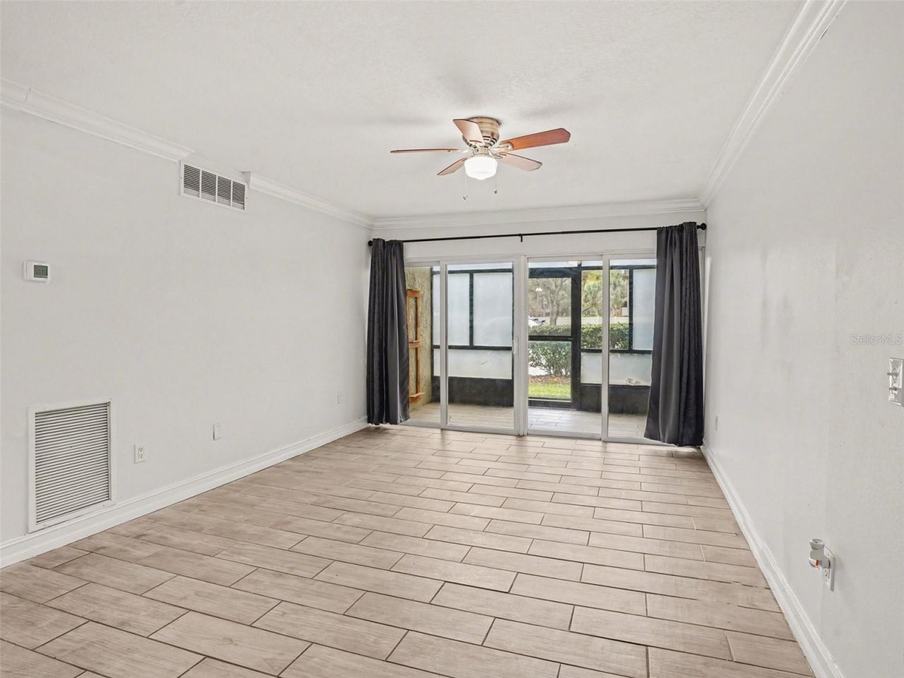 3288 S Semoran Boulevard , Unit 14, Orlando, FL 32822 Photo