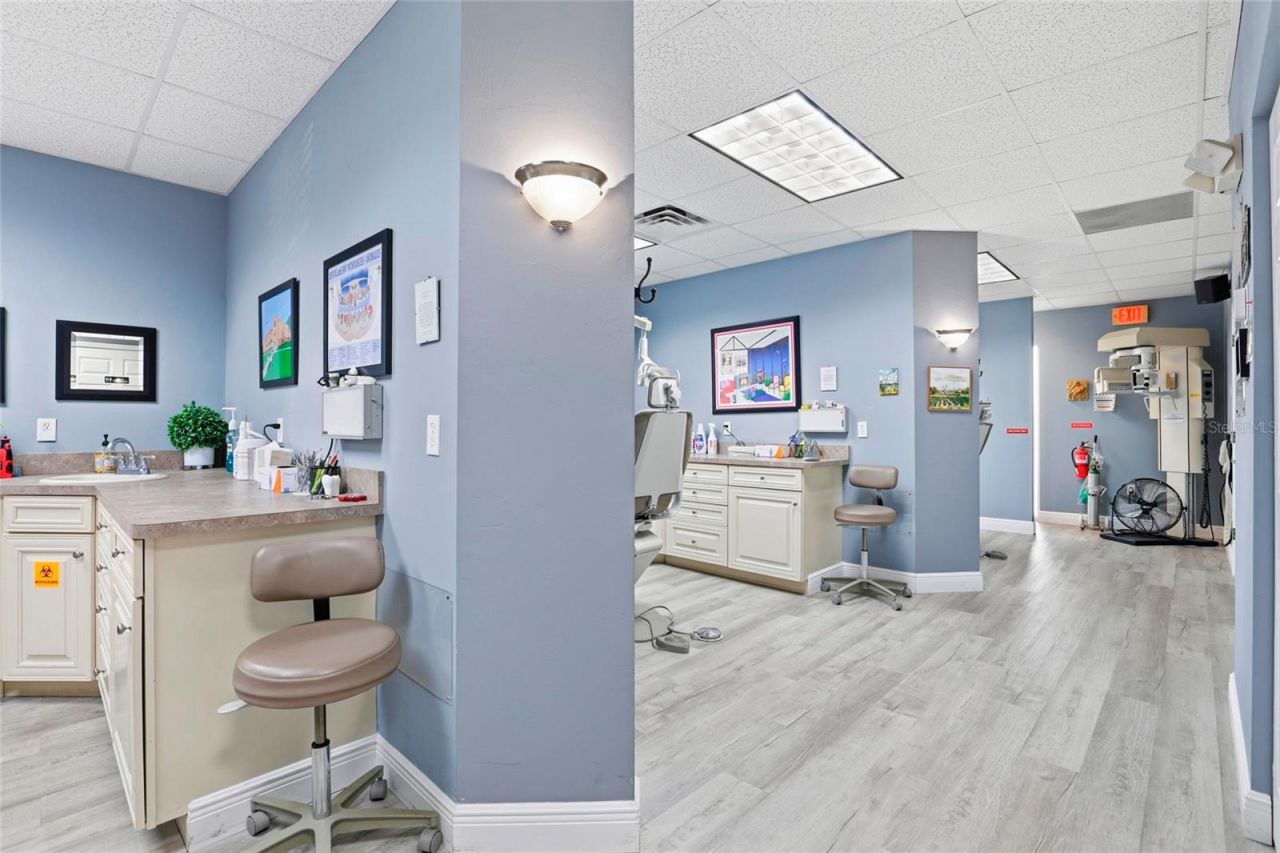 4130 NW 37th Place, Unit Ste E, Gainesville, FL 32606 Photo