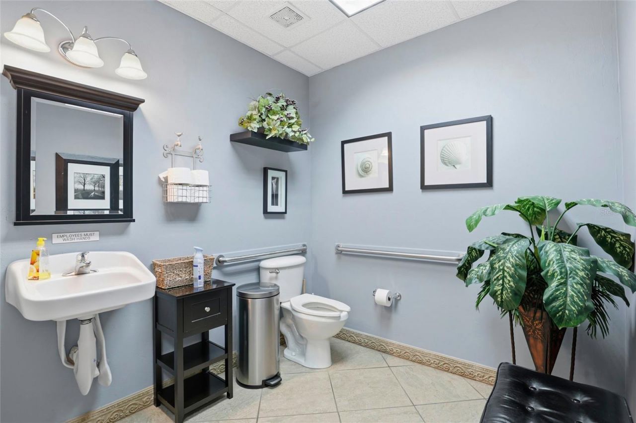 4130 NW 37th Place, Unit Ste E, Gainesville, FL 32606 Photo