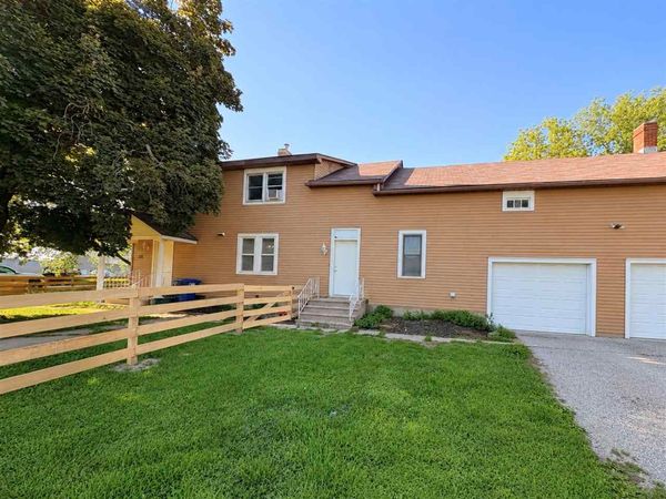 410 6th Ave, West Amana, IA 52203