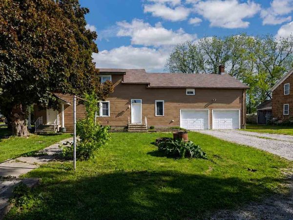 410 6th Ave, West Amana, IA 52203