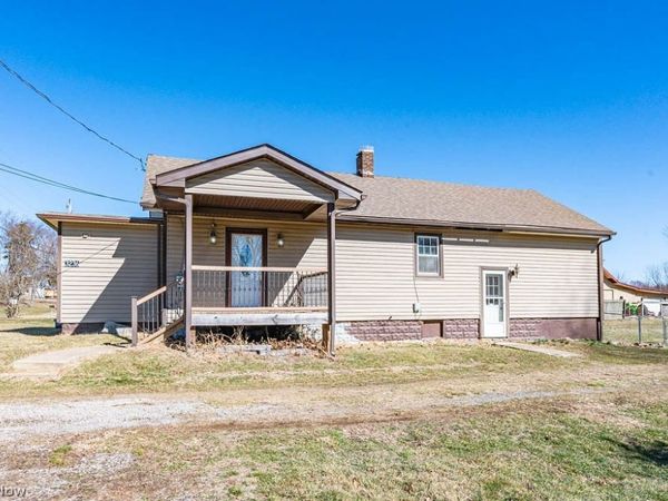 3236 Young Avenue NW, Massillon, OH 44647