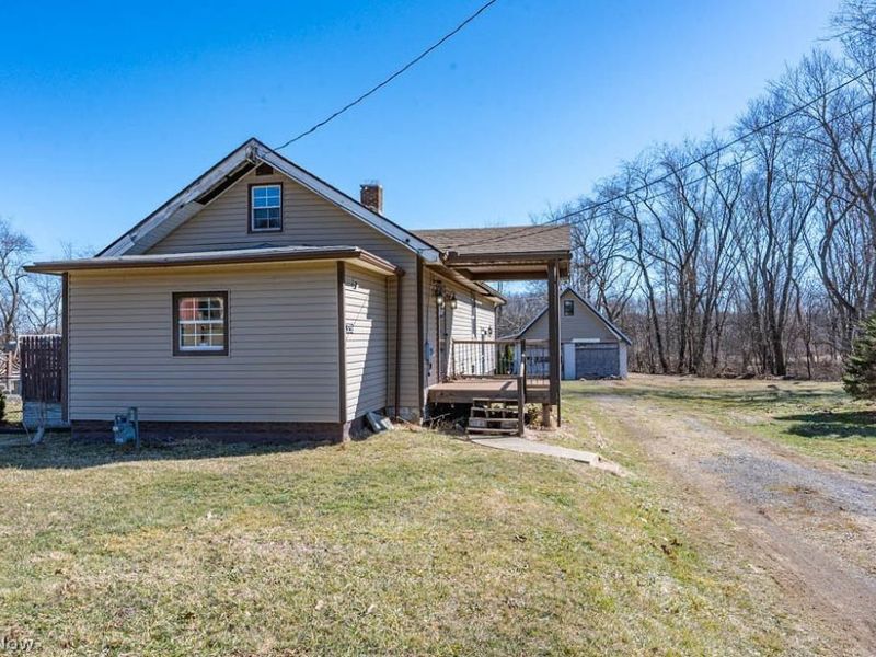 3236 Young Avenue NW, Massillon, OH 44647 Photo 1