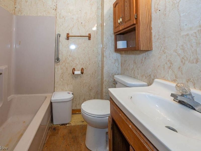 3236 Young Avenue NW, Massillon, OH 44647 Photo 25