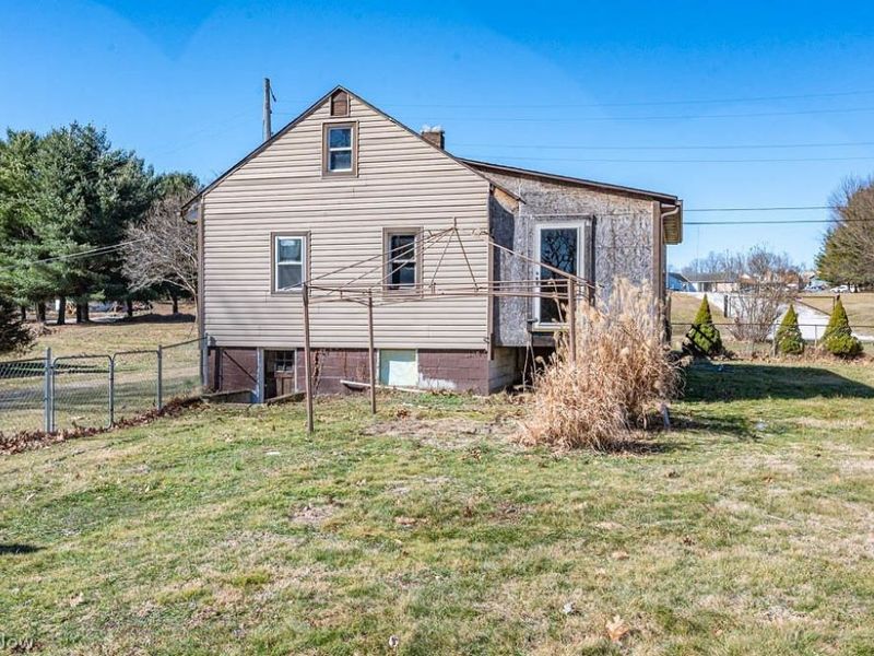 3236 Young Avenue NW, Massillon, OH 44647 Photo 9